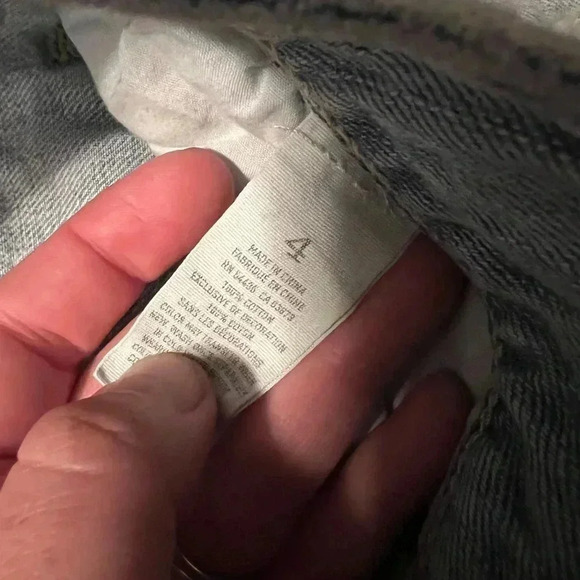 American eagle light wash shorts size 4 - Picture 4 of 9